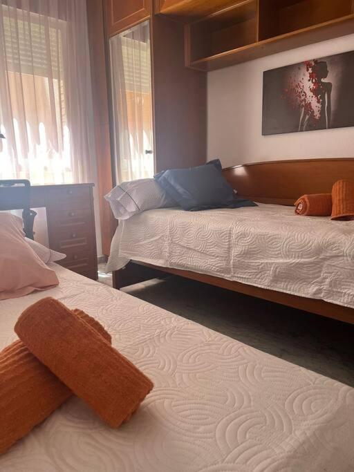 Apartamento Medina Azahara Kordoba Bagian luar foto