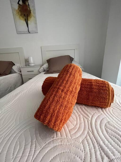 Apartamento Medina Azahara Kordoba Bagian luar foto