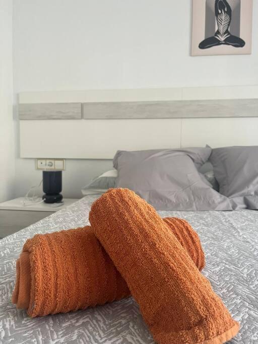 Apartamento Medina Azahara Kordoba Bagian luar foto